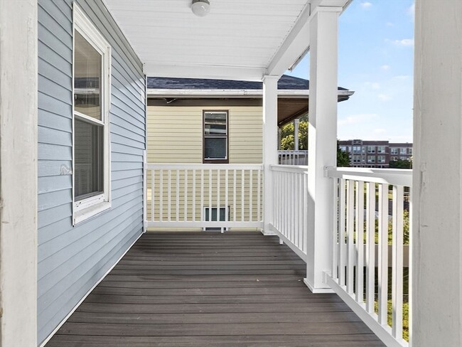 Building Photo - 53 Armandine St