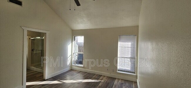 Building Photo - 7625 Stony Brook Dr