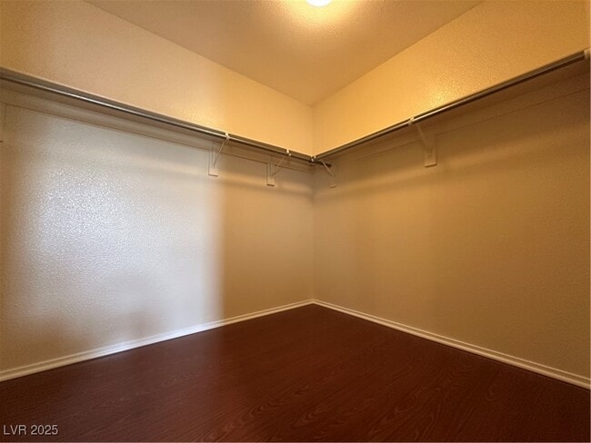 Building Photo - 821 Dancing Vines Ave