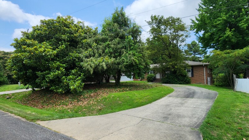 Building Photo - 2703 Candlenut Rd