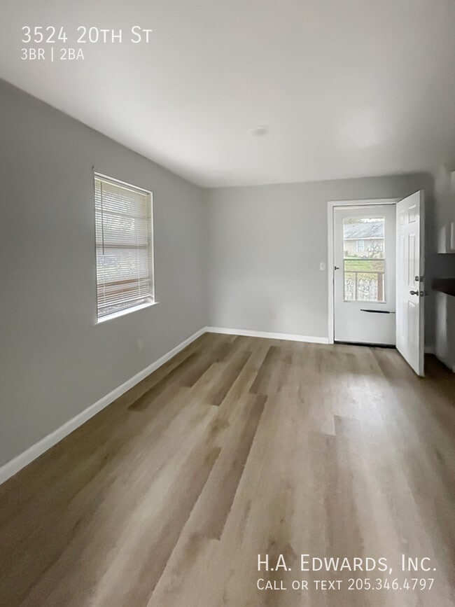 Building Photo - 3524 20th St