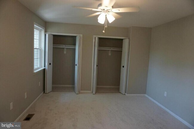 Building Photo - 4385 Eagle Ct