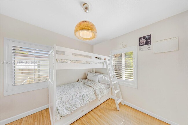 Building Photo - 172 Bentley Dr