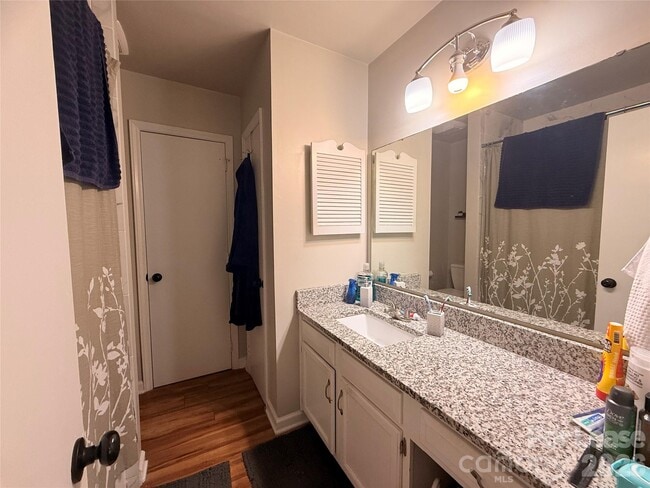 Building Photo - 8212 Circle Tree Ln