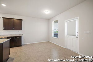 Building Photo - 7327 Tradinghouse Ln