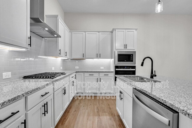 Building Photo - 718 Stickley Oak Way