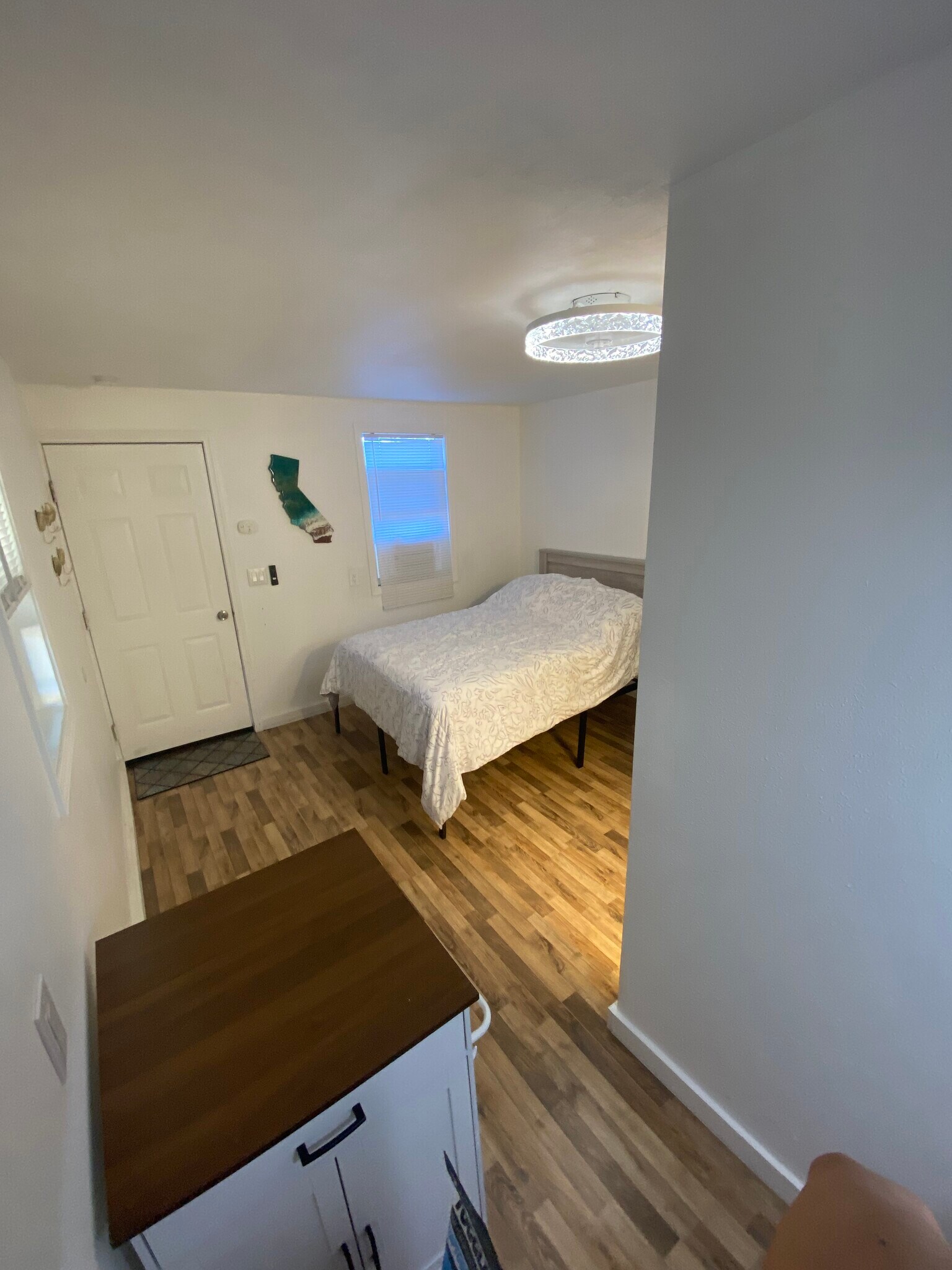 Building Photo - 107 E Barnett St