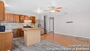 Building Photo - 208 Gamblewood