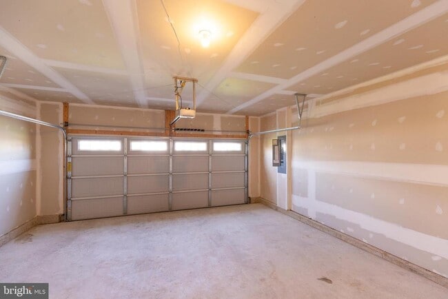 Building Photo - 228 Chandlers Glen Dr