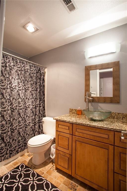 Building Photo - 309 Juniper Dr