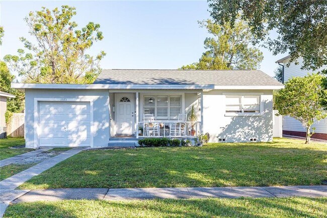 Building Photo - 1571 Magnolia Ave