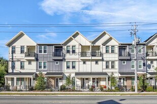 Building Photo - 4114 N Nebraska Ave