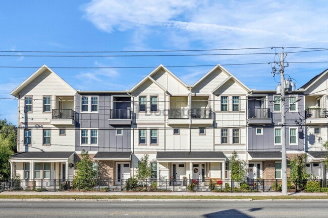 Building Photo - 4114 N Nebraska Ave