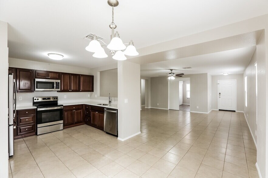 Building Photo - 15589 W Port Au Prince Ln