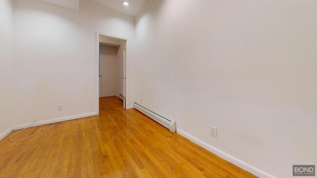 Building Photo - 2 bedroom in Manhattan NY 10003