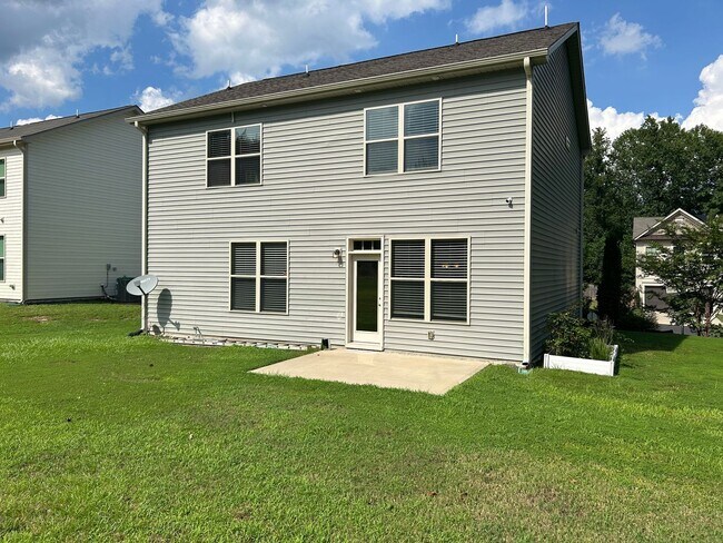 Building Photo - 3 Bed | 2.5 Bath House in Clayton