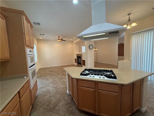 Building Photo - 9236 Dalmahoy Pl