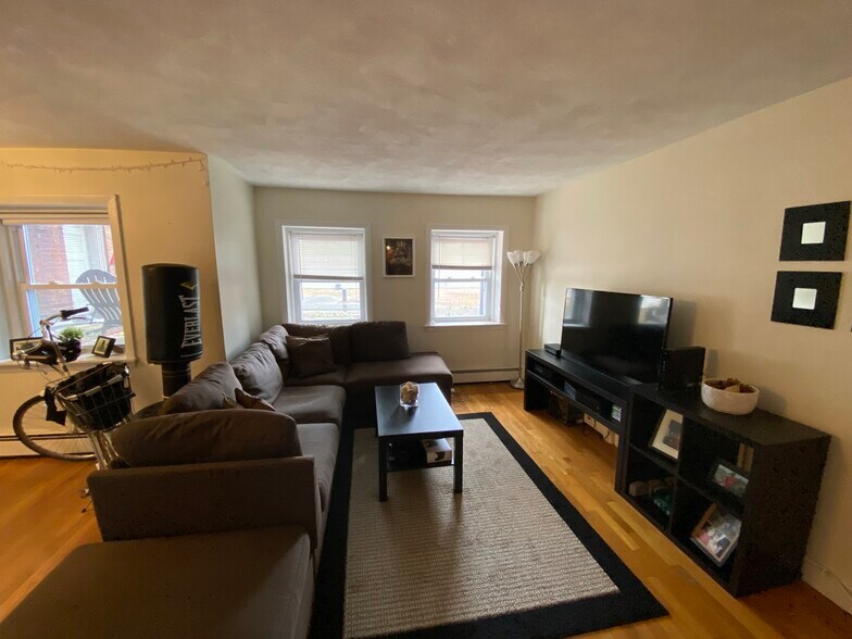 Building Photo - 311 Tappan St