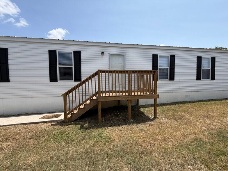 Building Photo - 408 Alabama Trl