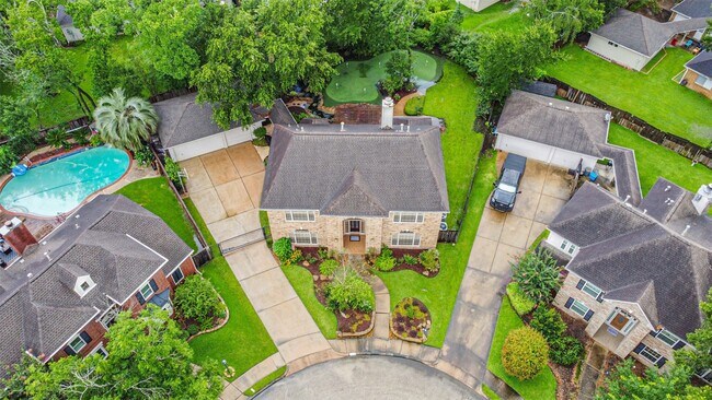 Building Photo - 2214 Cherrytree Ridge Ln