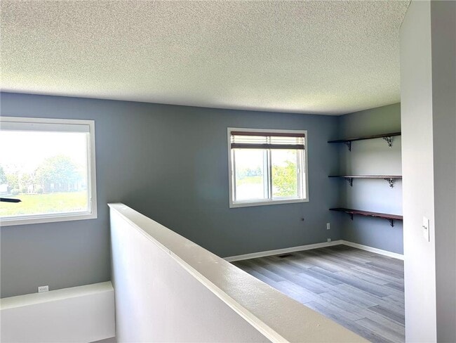 Building Photo - 10986 Isanti Ct NE