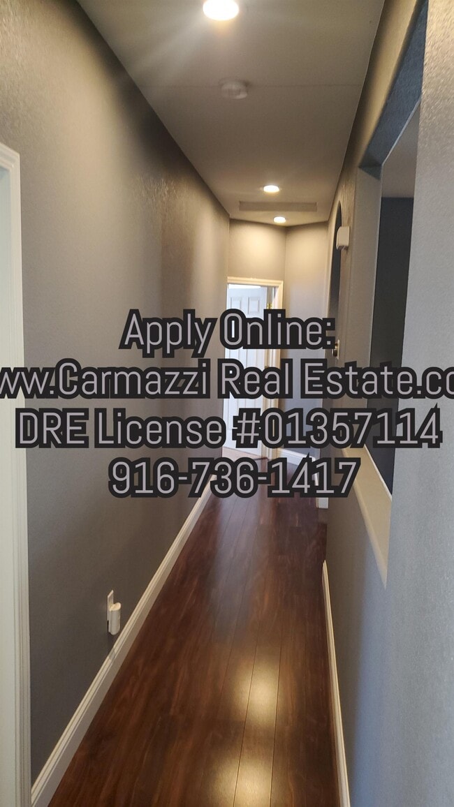 Building Photo - 139 Dragonfly Cir