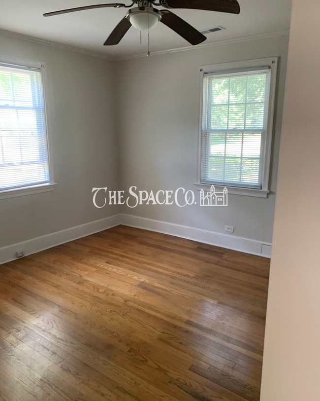 Building Photo - Renovated West Ashley Home!
