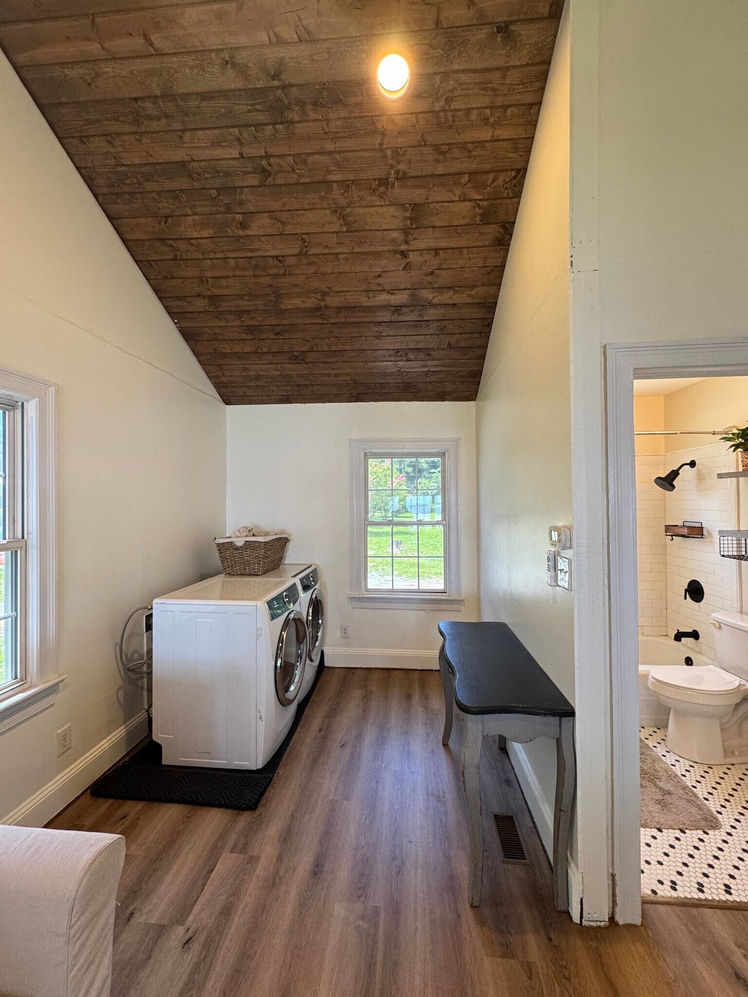 Building Photo - 810 Neuse Dr