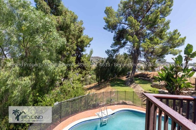Building Photo - LUXURY IN LAKESIDE , STUNNING 4 BED 3 BATH...