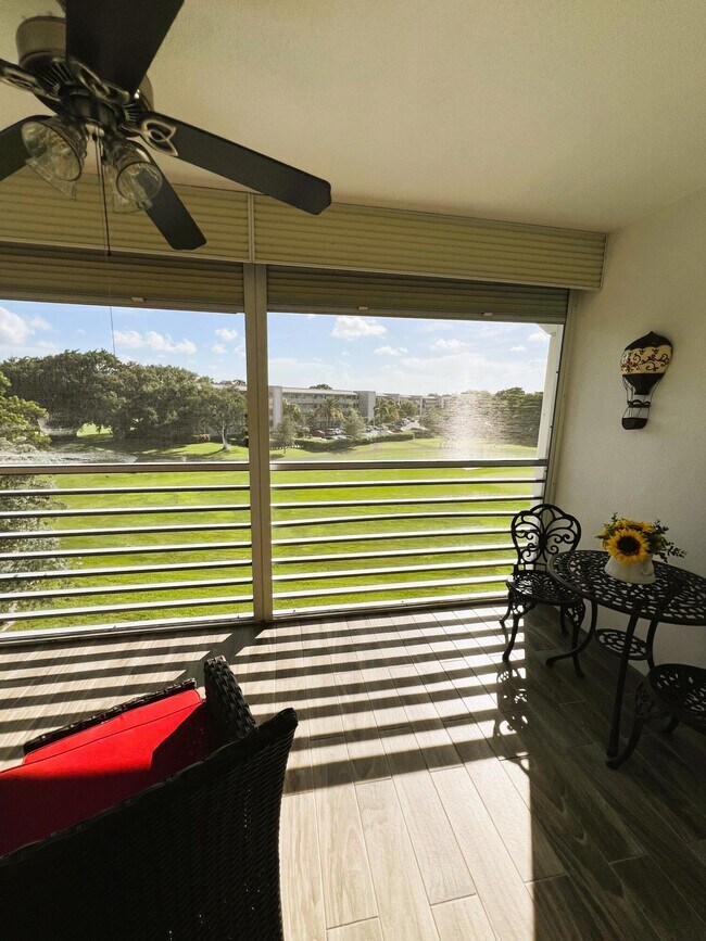 Building Photo - 3402 Bimini Ln