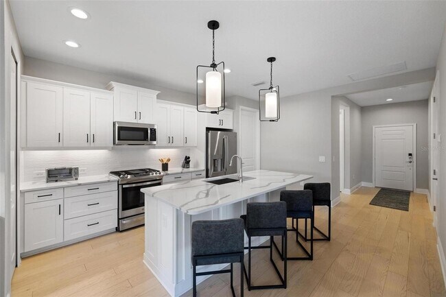 Building Photo - 12673 Palatka Dr