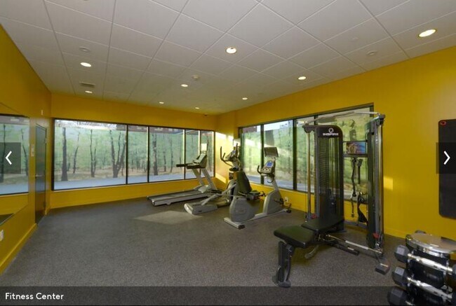 Building Photo - 701 Concord Ave