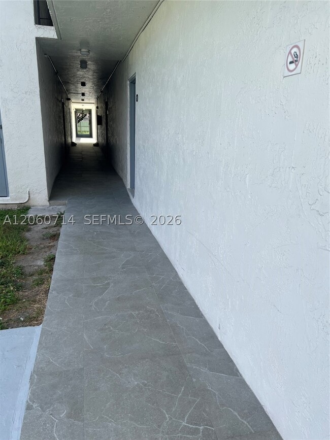 Building Photo - 9520 SW 8th St