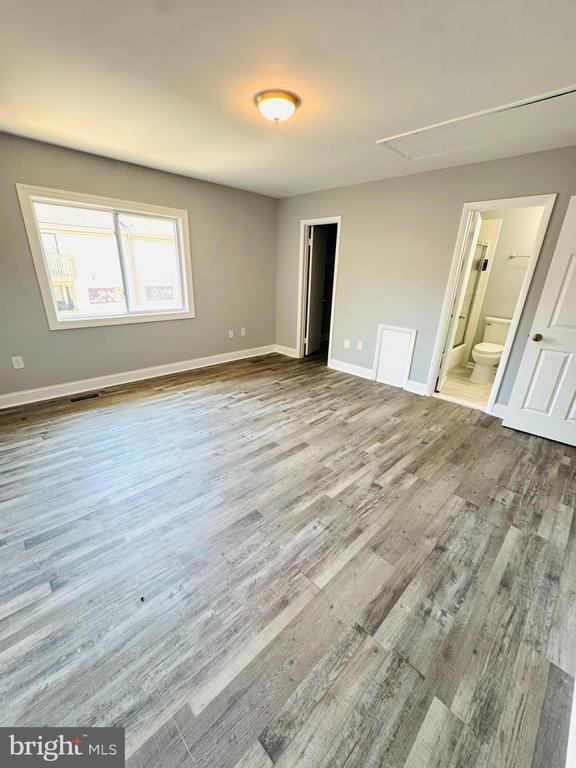 Building Photo - 13386 Hungerford Pl