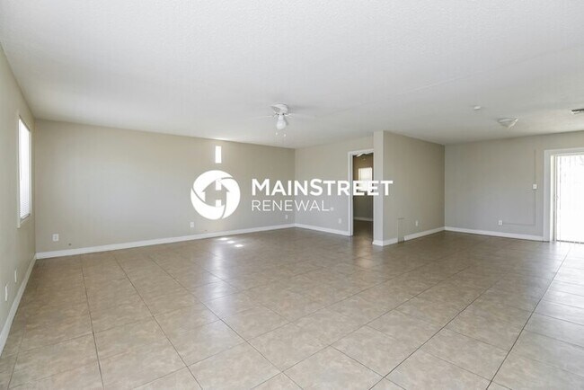 Building Photo - 3 Bedroom Pet-Friendly Home in Glendale, AZ with Main Street Renewal