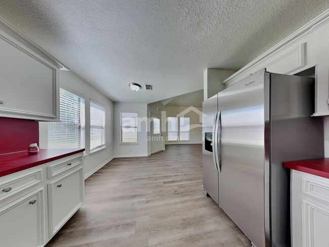 Building Photo - 14815 Cygnus Ct