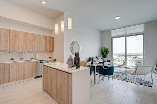 Building Photo - 3900 Biscayne Blvd