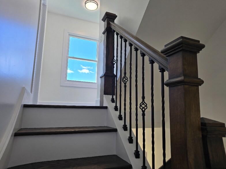 Building Photo - 15581 NY-28