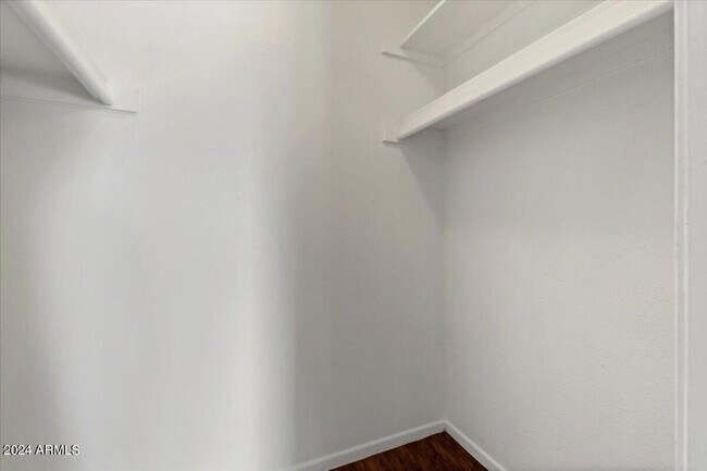 Building Photo - 6438 E Butte St