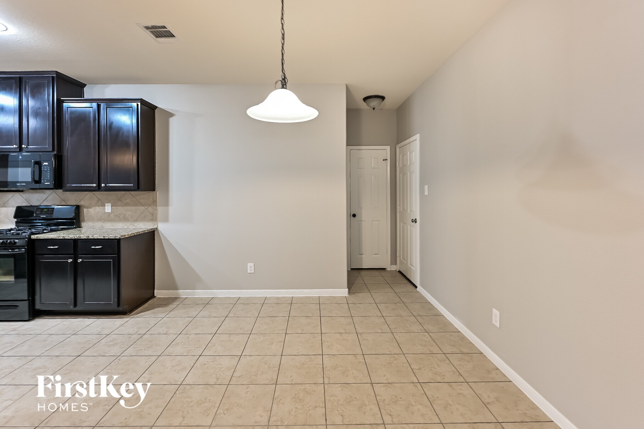 Building Photo - 13142 Lucy Grove Ln