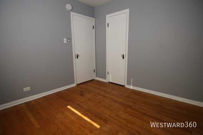 Building Photo - 14301 S Edbrooke Ave