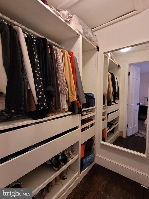 Building Photo - 1106 Lombard St