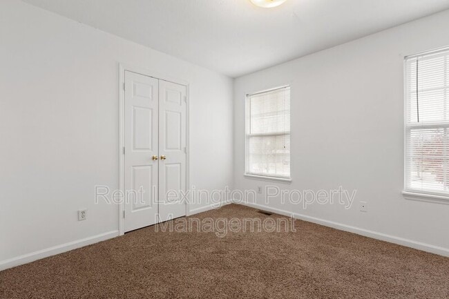 Building Photo - 1132 Jonestown Ln