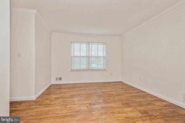 Building Photo - 101 Quince Ct