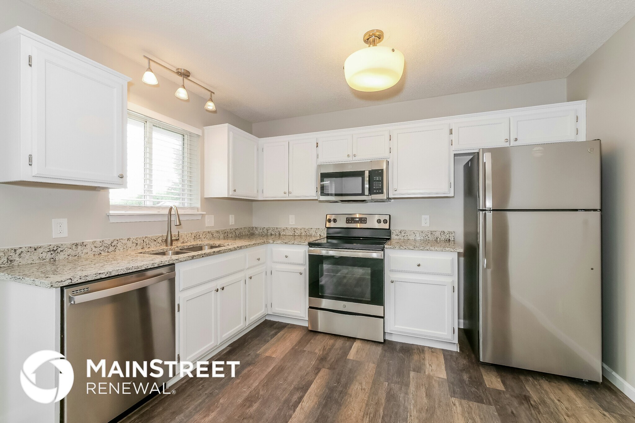 Building Photo - 1312 Stonecrest Dr