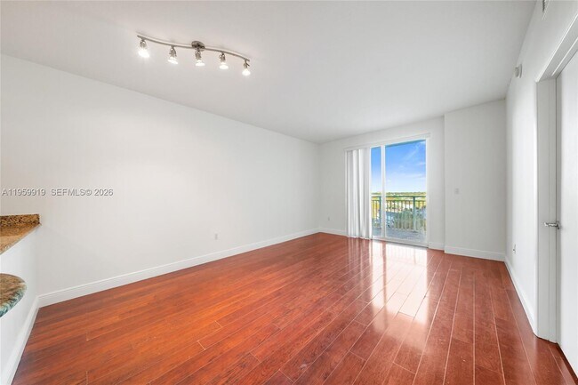 Building Photo - 7280 SW 90th St