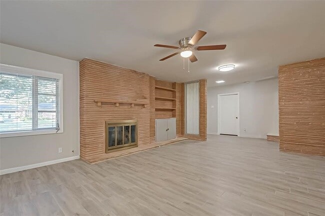 Building Photo - 2511 Maroneal St