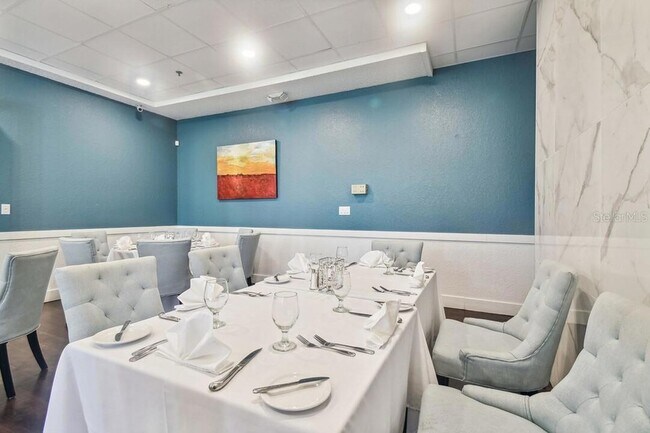 Building Photo - 9104 Wade St