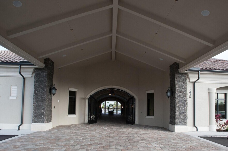 Building Photo - 17626 Gawthrop Dr