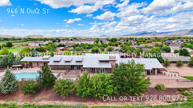 Building Photo - 946 N Diaz St